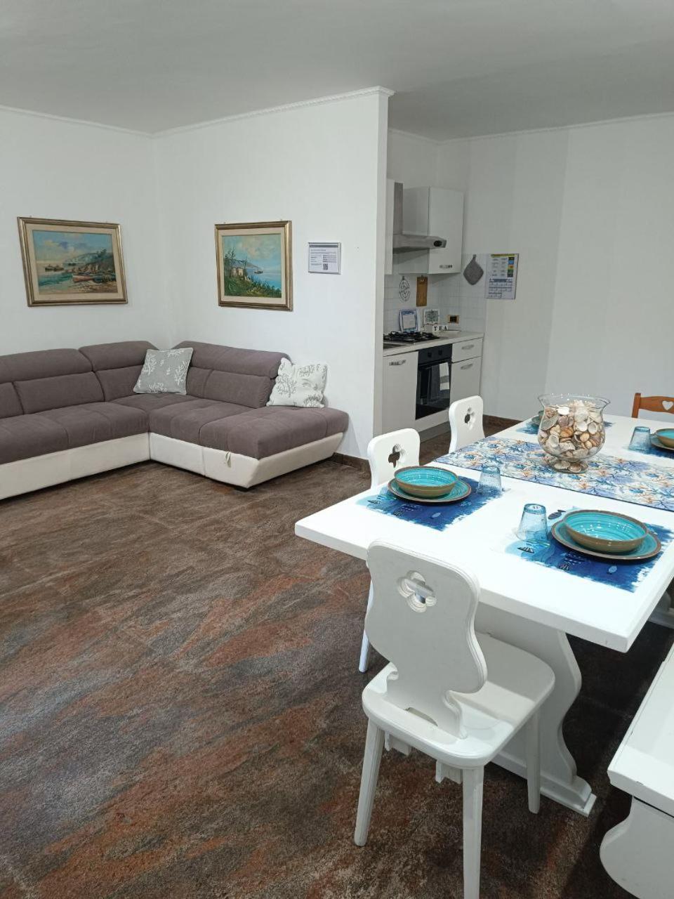 Regina Sul Mare Villa Terracina Bagian luar foto