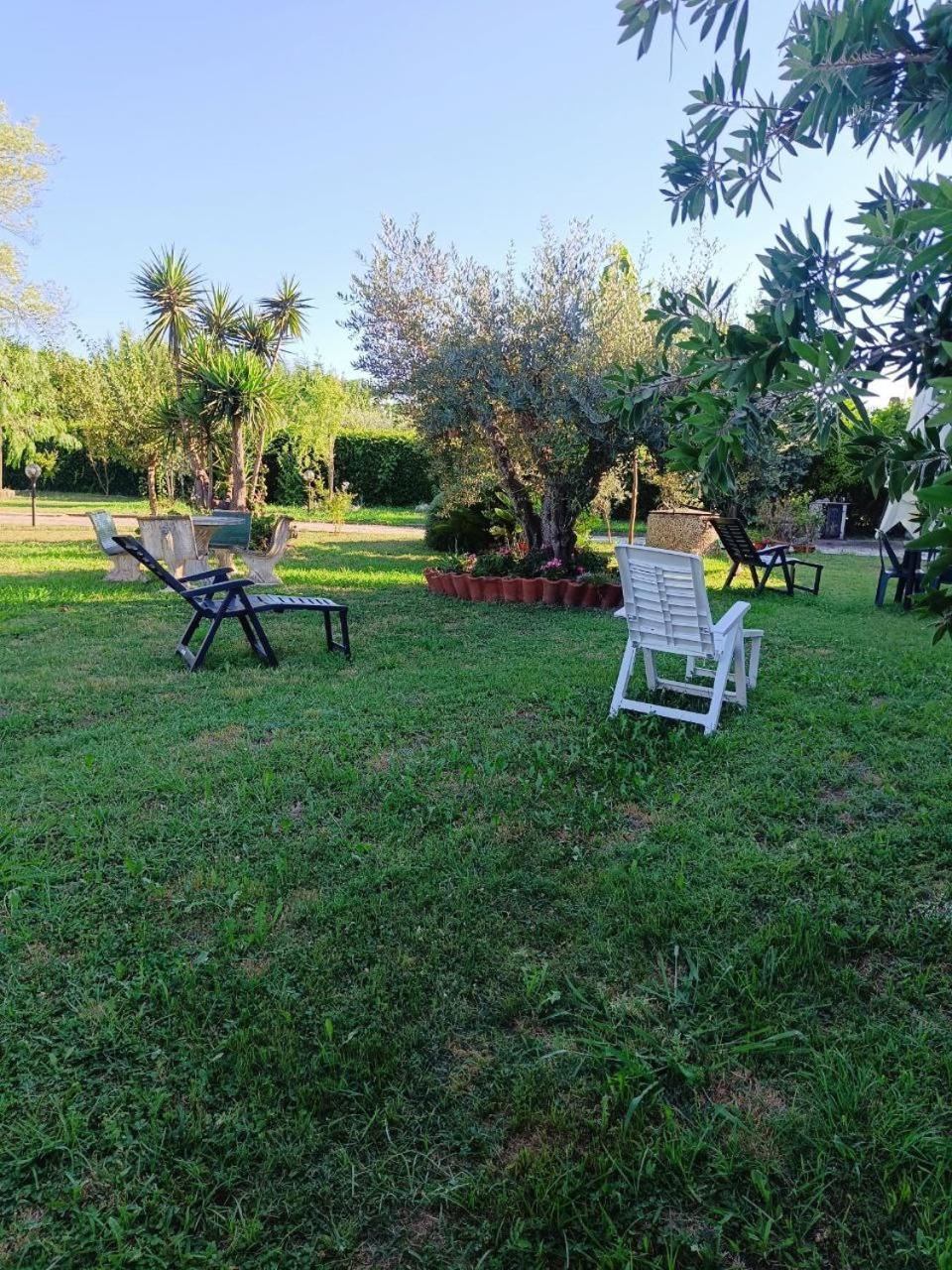 Regina Sul Mare Villa Terracina Bagian luar foto
