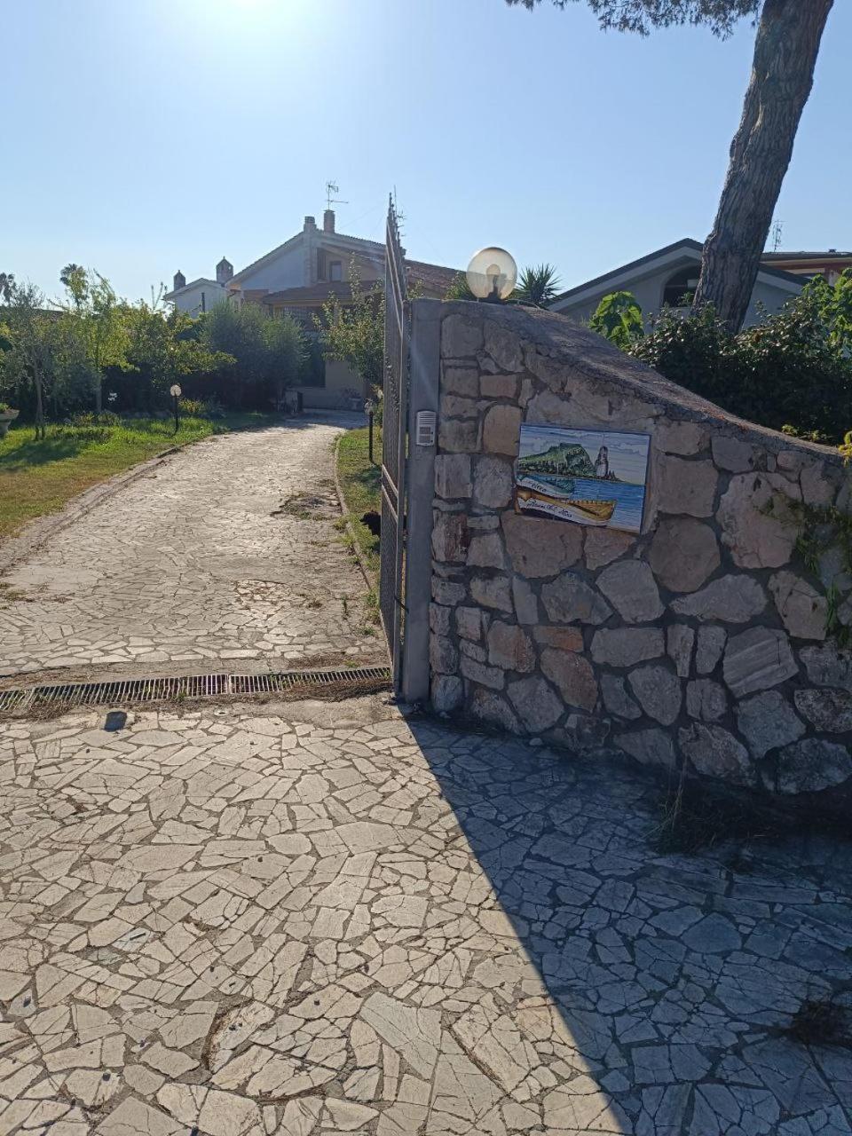 Regina Sul Mare Villa Terracina Bagian luar foto