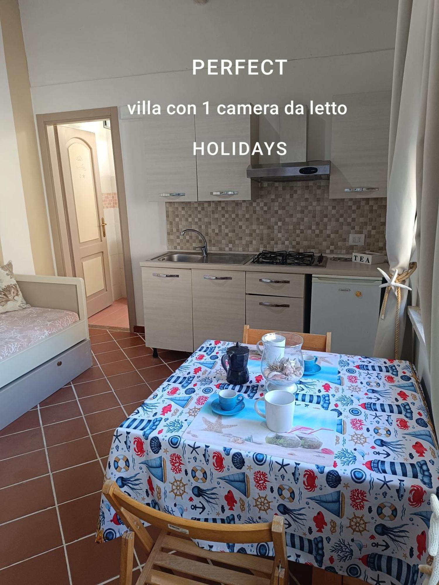 Regina Sul Mare Villa Terracina Bagian luar foto